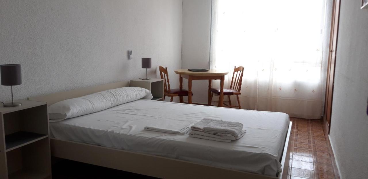 Pension Benavente Ap-7 3Min Coche Playa 5 Min Self Check-In 24H Moncofa  Exterior foto